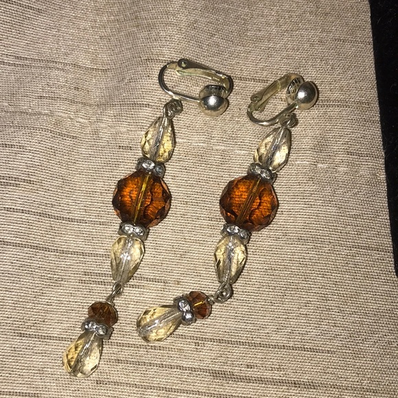Amber and Crystal clip on earring and stretch bracelet set - Picture 3 of 5